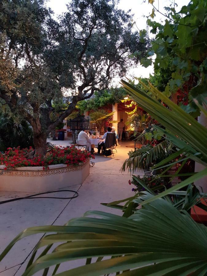La Villa Majorelle Pertuis Luaran gambar